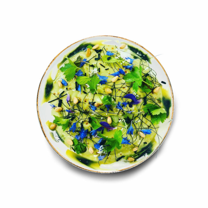 Crémeux d’avocat, pignons et herbes fraîches